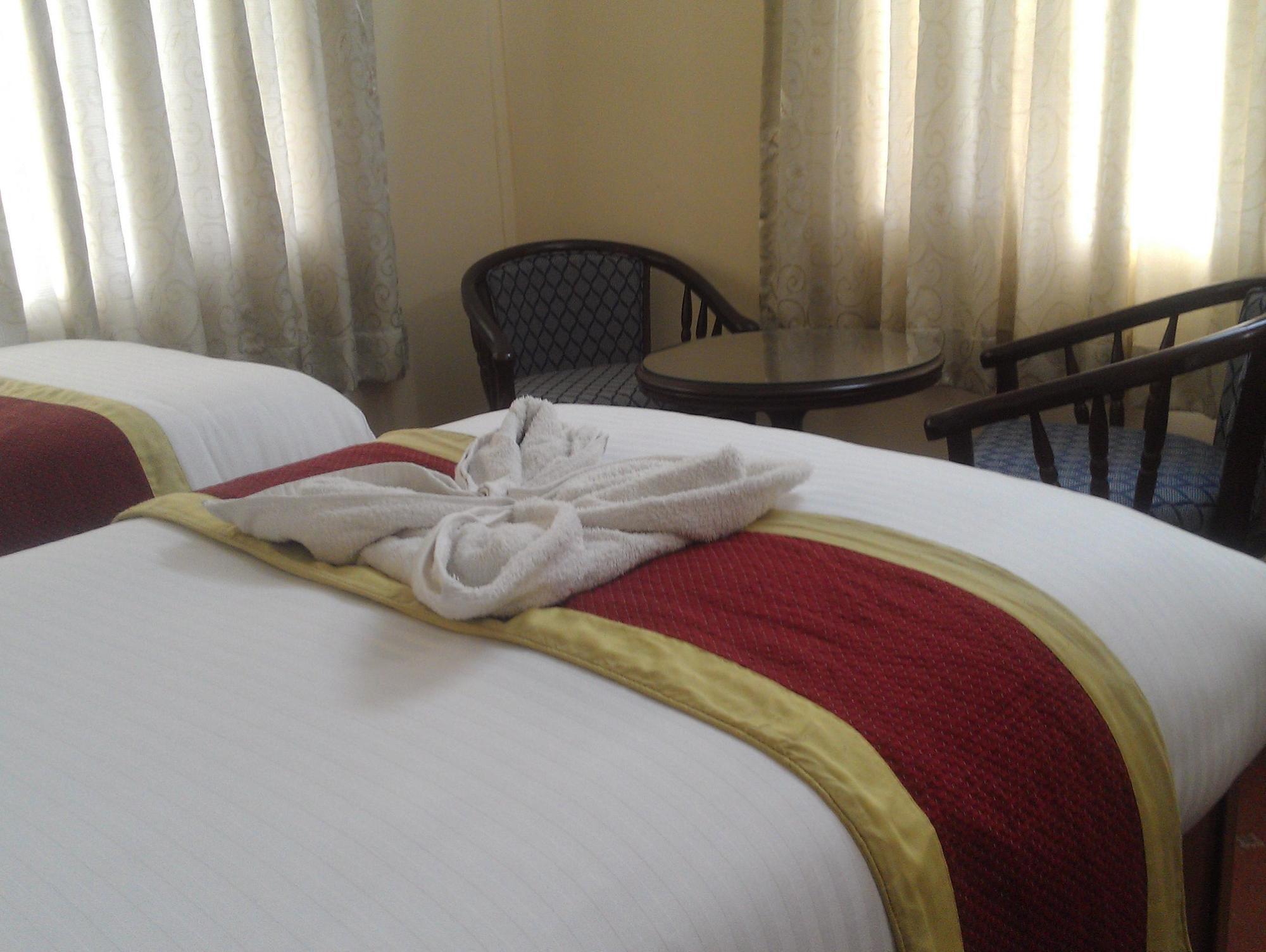 Amar Hotel Катманду Екстериор снимка