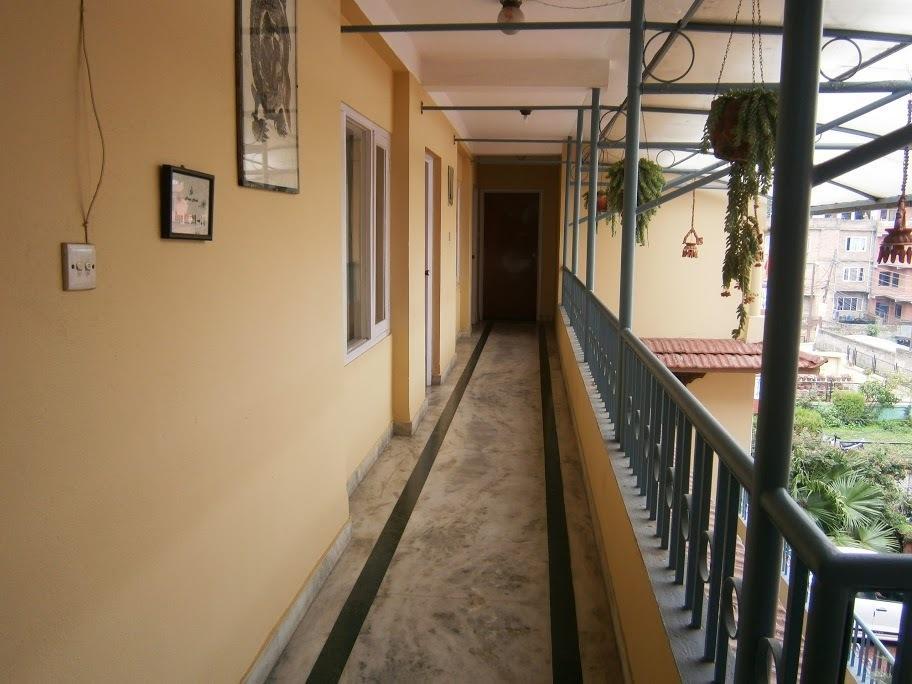 Amar Hotel Катманду Екстериор снимка