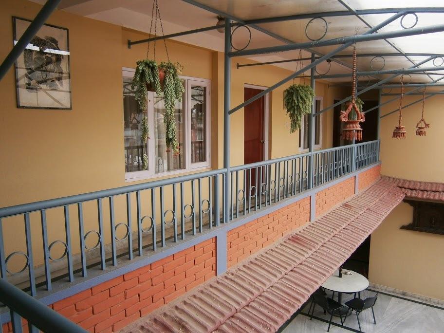 Amar Hotel Катманду Екстериор снимка