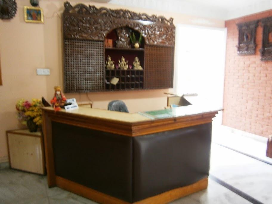 Amar Hotel Катманду Екстериор снимка