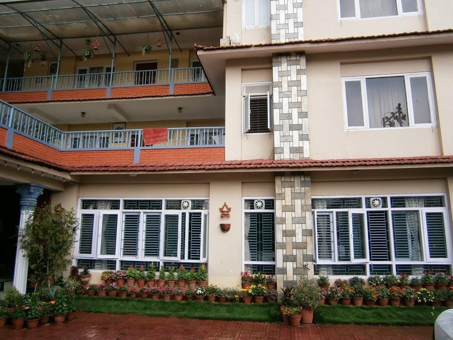 Amar Hotel Катманду Екстериор снимка