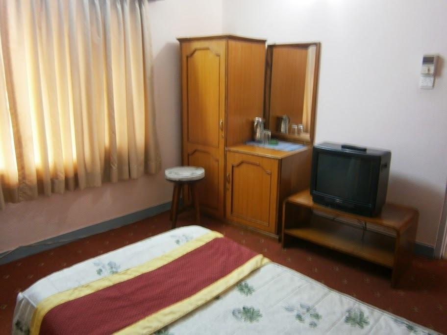Amar Hotel Катманду Екстериор снимка