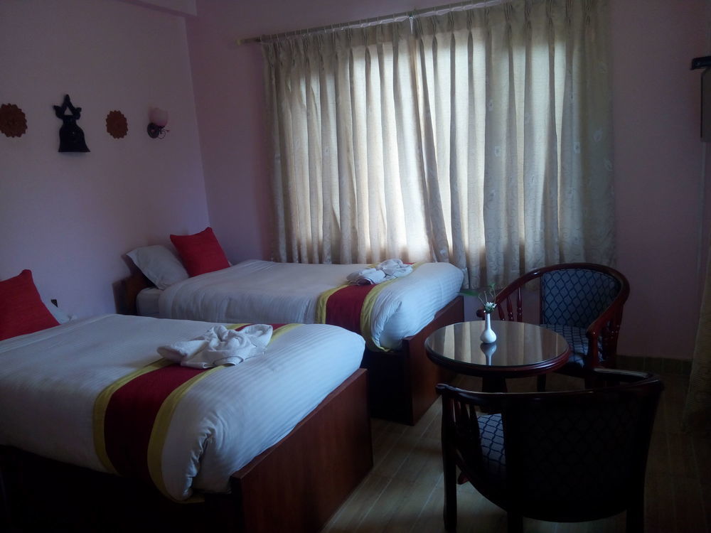 Amar Hotel Катманду Екстериор снимка